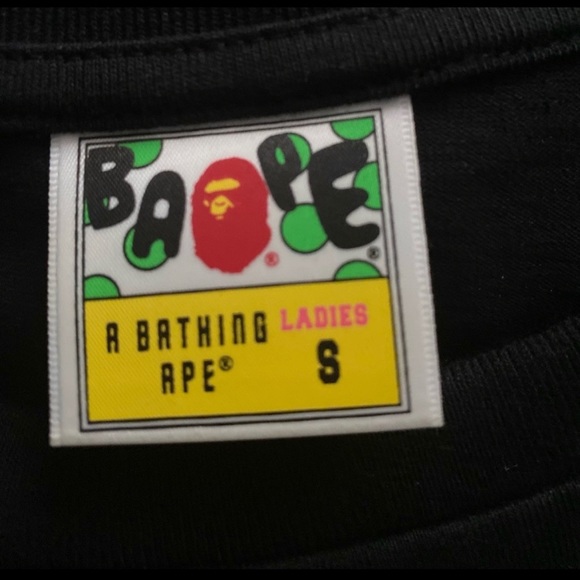 copy— AUTHENTIC BAPE SHIRT - Picture 4 of 5
